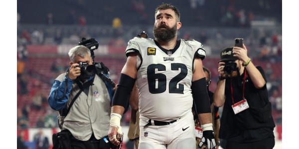 Jason Kelce, 36, ei ole vielä reagoinut eläkkeelle jäämiseensä